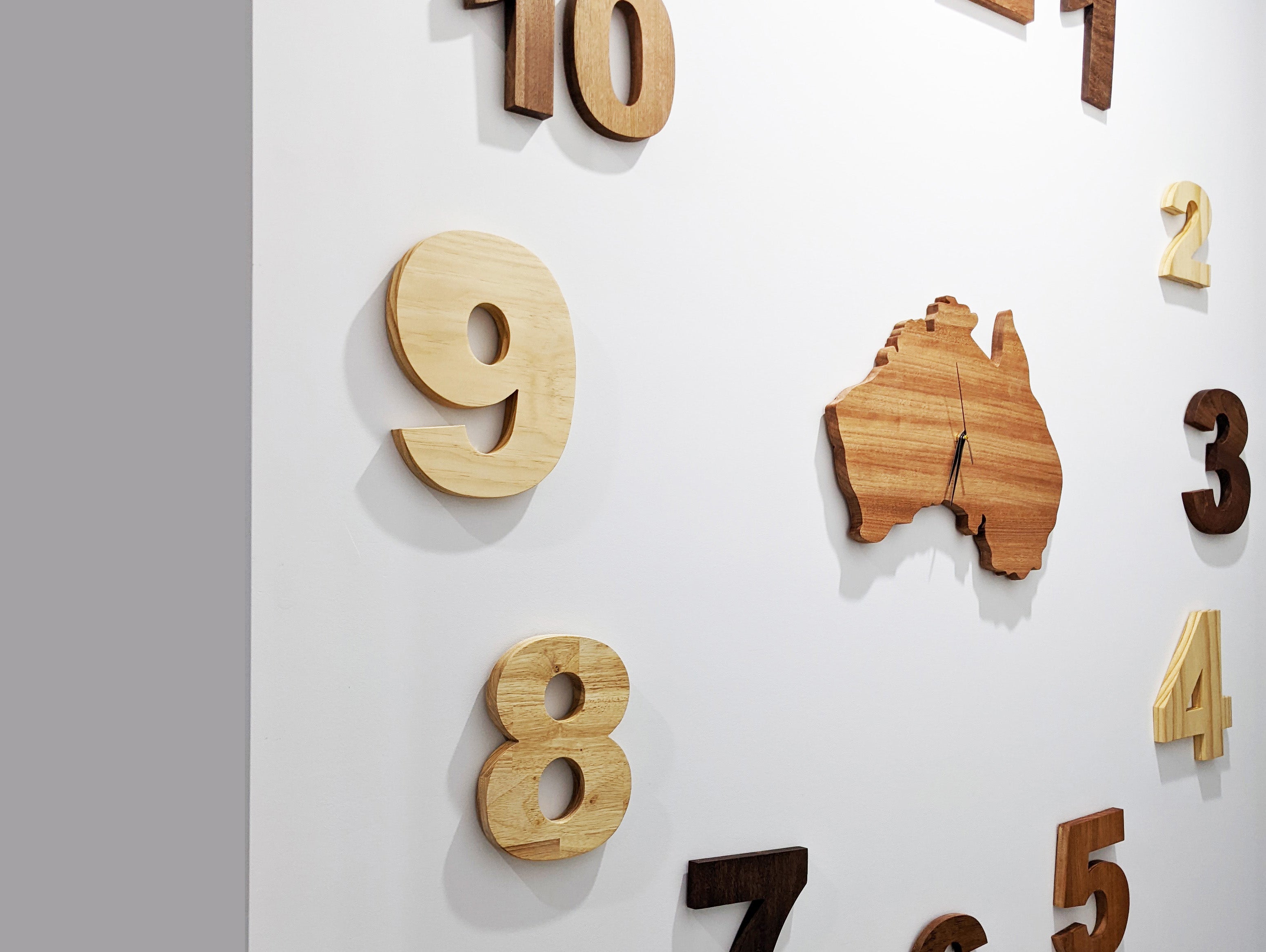 Australia Map Clock with Numbers – Custom Wood Gifts - IWood Design